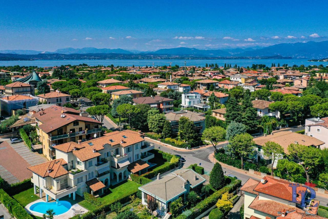 Desenzanoloft Official Partner Marriott Homes & Villas - Bea House, Sirmione With Private Garden And Share Pool Ngoại thất bức ảnh